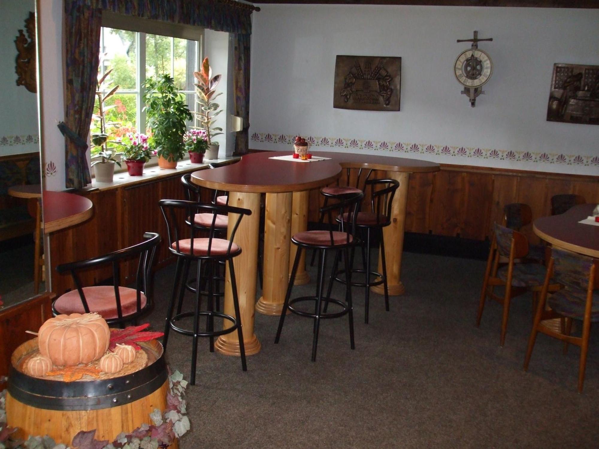 Hotel-Restaurant Zum Dorfkrug Winterberg Luaran gambar